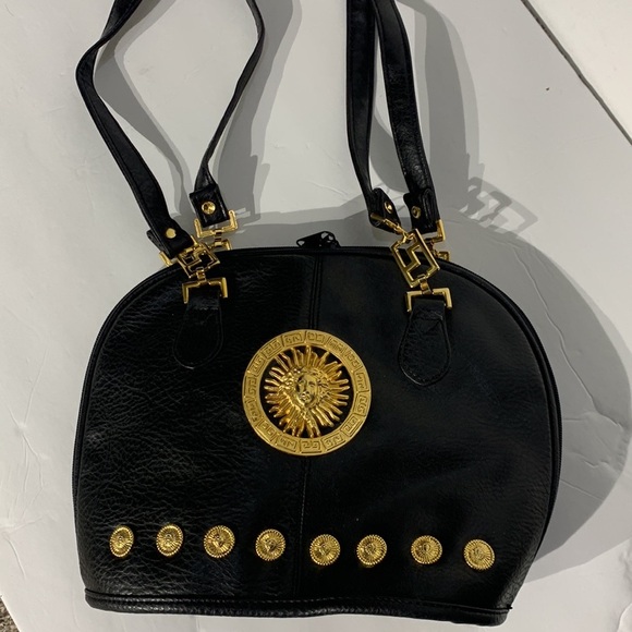 Black vintage leather shoulder bag with gold design - Picture 5 of 9